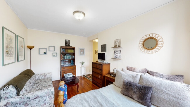 Photo - 33 Walbridge St Unit 6