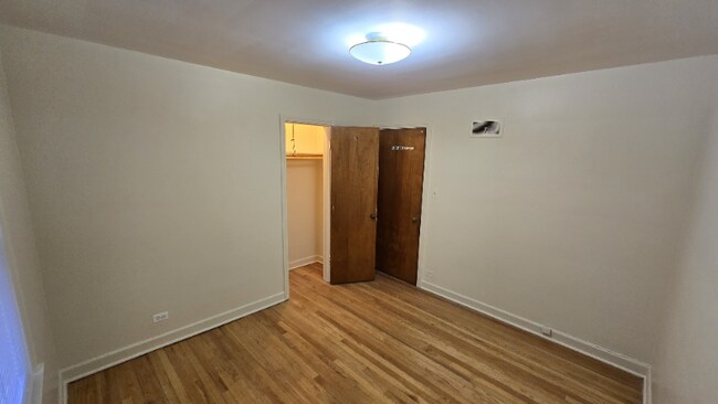 Photo - 2725 W Balmoral Ave Unit 2E