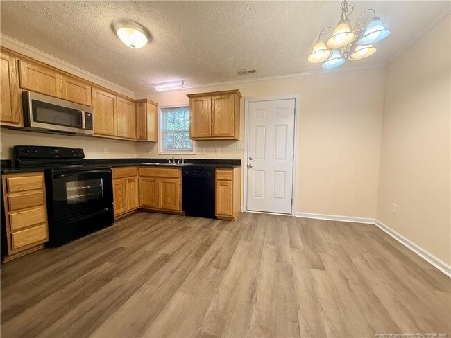 Photo - 3332 Kenmont Ln