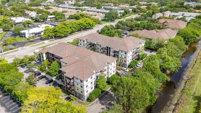 Photo - 2851 Riverside Dr Unit 207-N