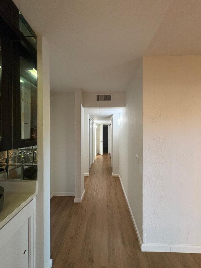 Photo - 350 N Civic Dr Unit 206