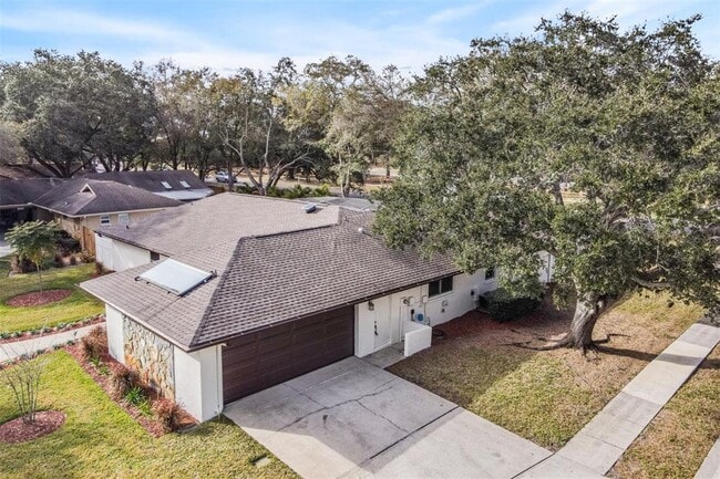 Photo - 1 Fernery Ln