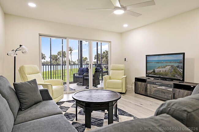 300 Intracoastal Pl Unit 203