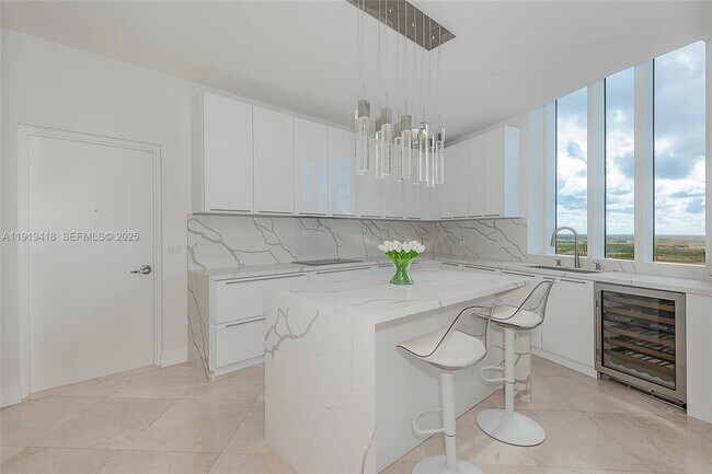 Photo - 16001 Collins Ave Unidad 4104