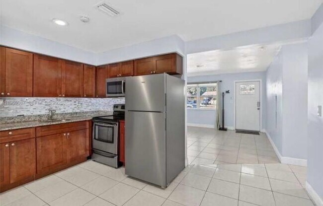 Photo - 4998 SW 92nd Terrace