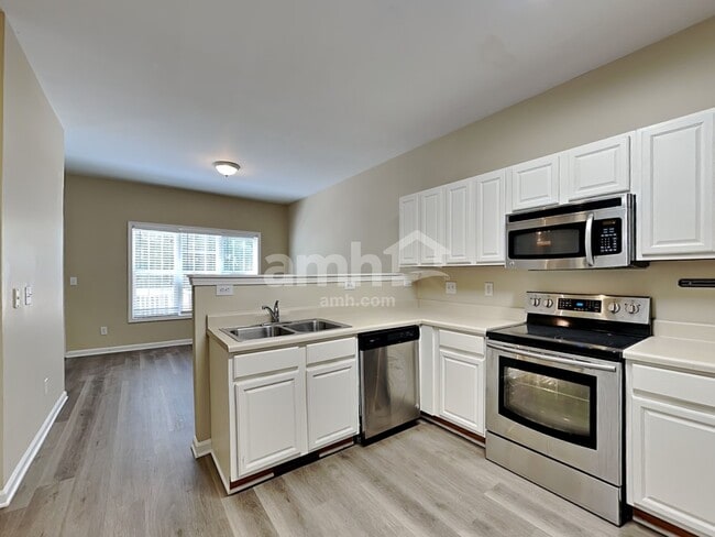 Photo - 2917 Rainford Ct