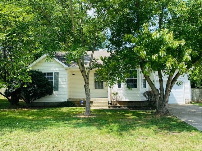 Ranch Style Home - Ranch Style Home