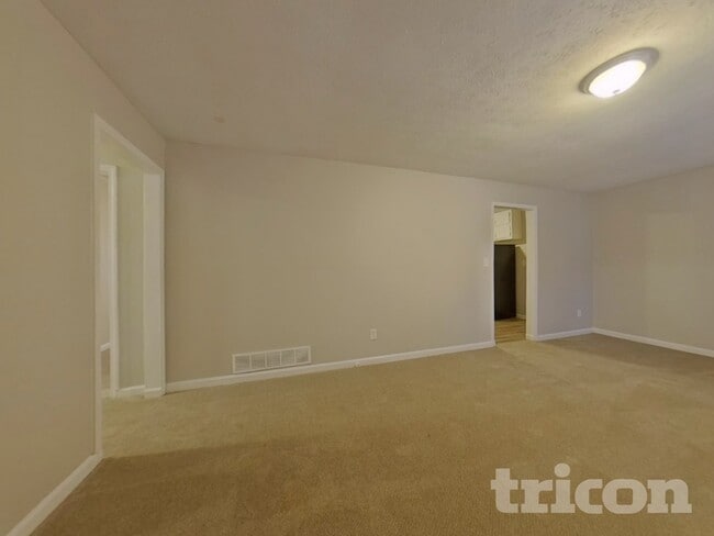 Photo - 5020 Horton Pl