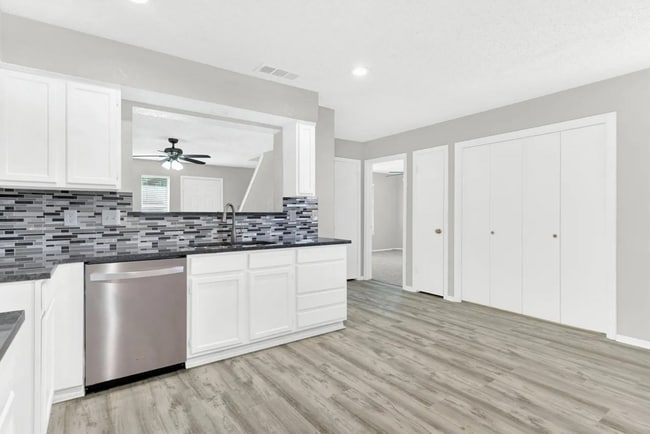 Cocina - 701 Wolftrap Dr