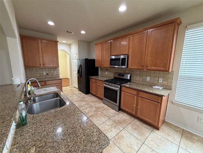 Photo - 6826 Pheasant Oak Dr