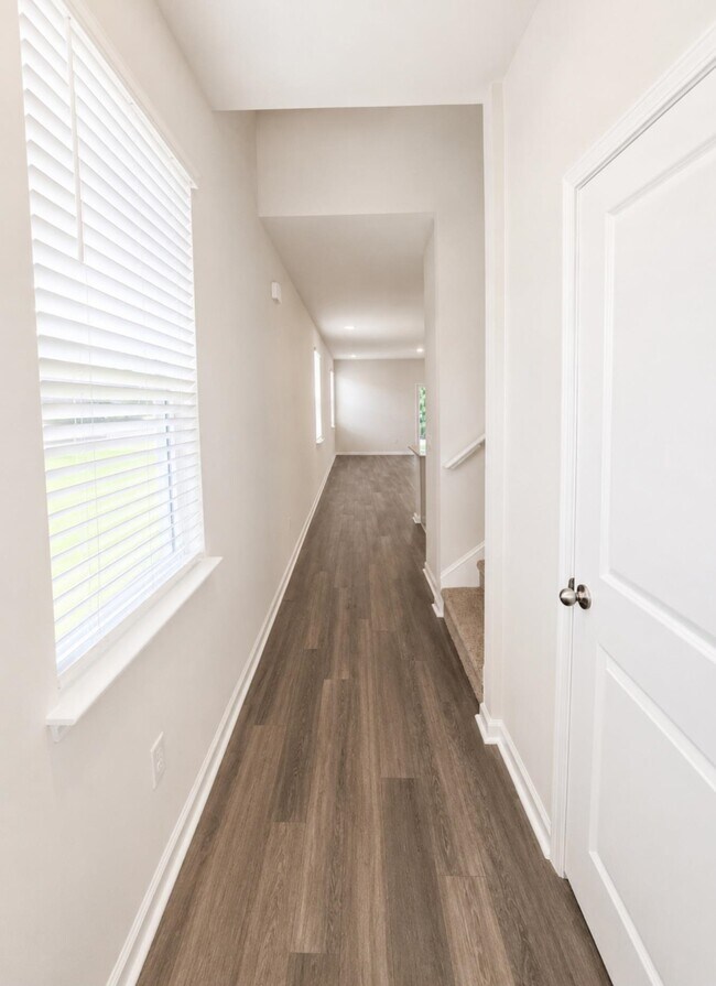 Photo - 181 Dagger Ct