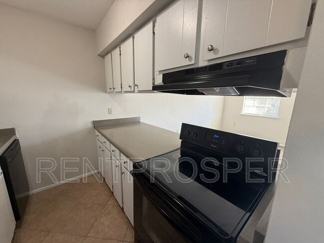 Photo - 5317 Curry Ford Rd Unidad #P205