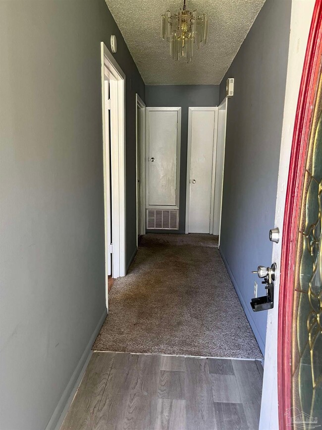 Photo - 1024 Sawyer St