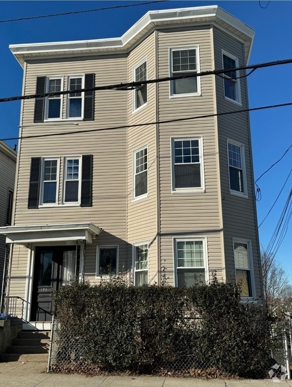 Building Photo - 150 Hermon St Rental