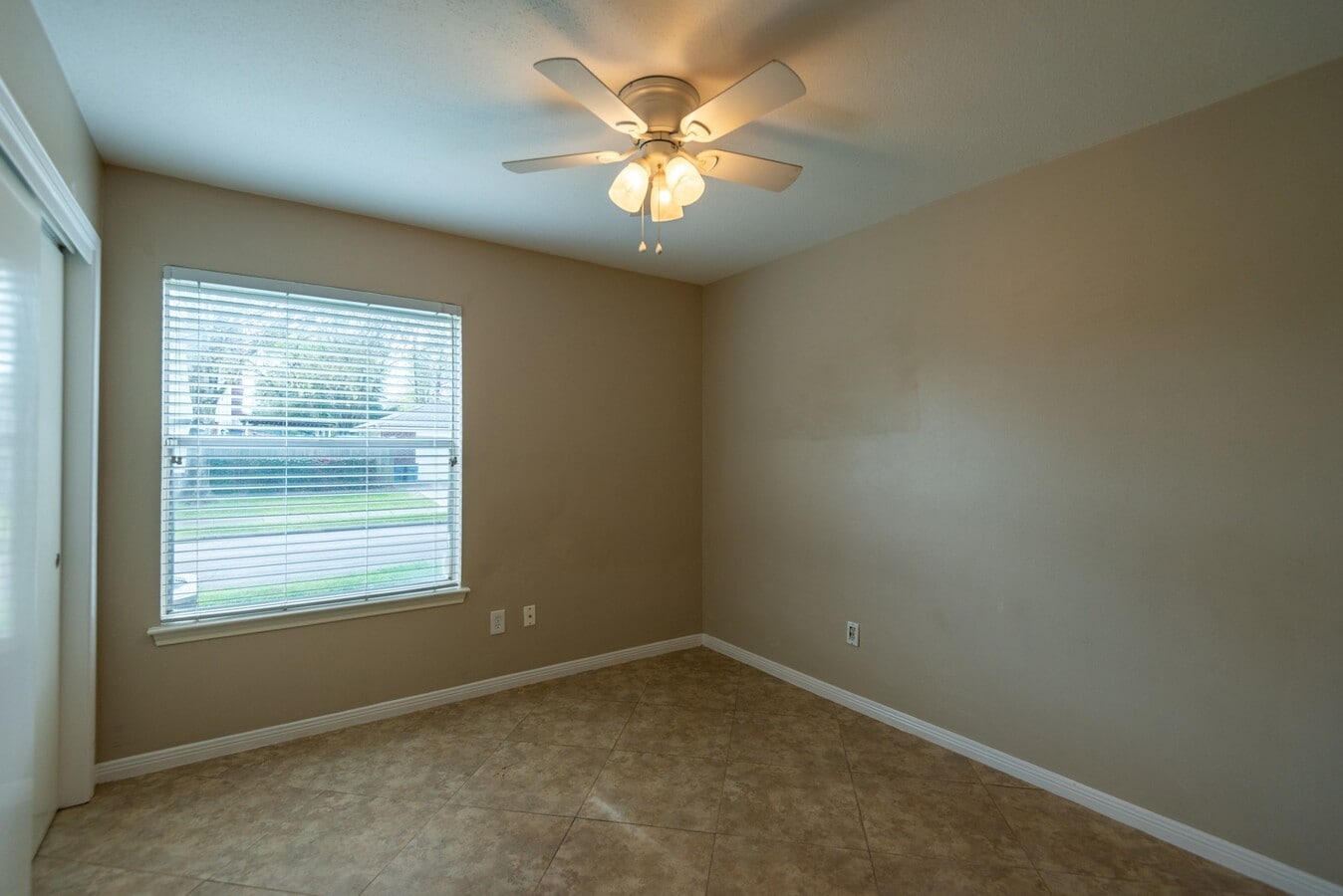 Photo - 12034 Paddock Way