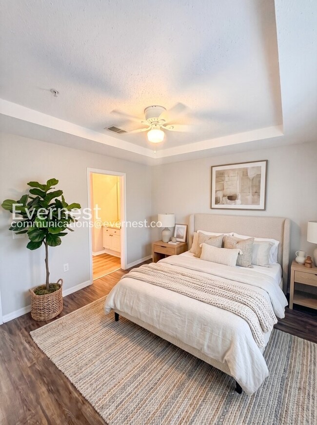 18001 Richmond Pl Dr Unit 1032