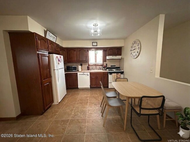 Photo - 298 Pacific Ave