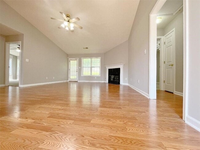 408 Lee Miller Dr