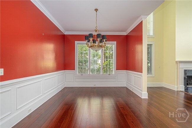 Photo - 7 Sky Sail Cir