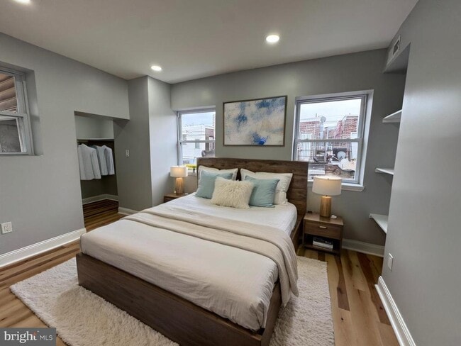 Building Photo - 5362 Arlington St Unit A Rental