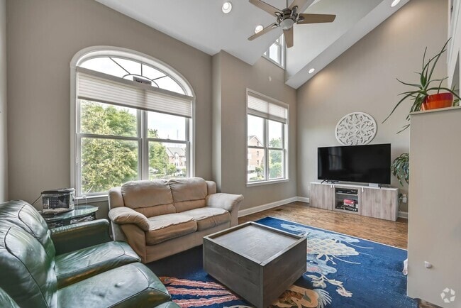 Building Photo - 172 Price Ct Unit 172 Rental