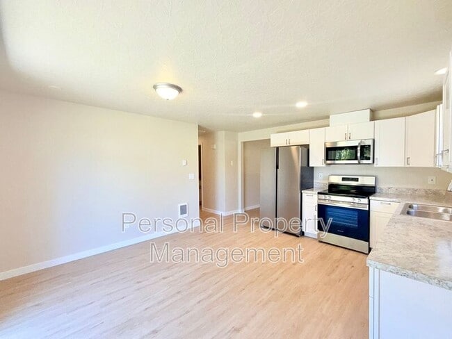 Photo - 7621 NE 158th Ave