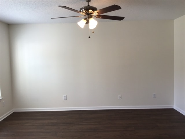 Photo - 135 Tyron Rd