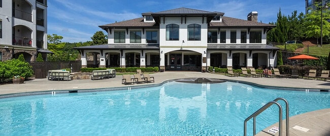 Building Photo - 4700 Colonnade Pkwy Unit 1 4730-305