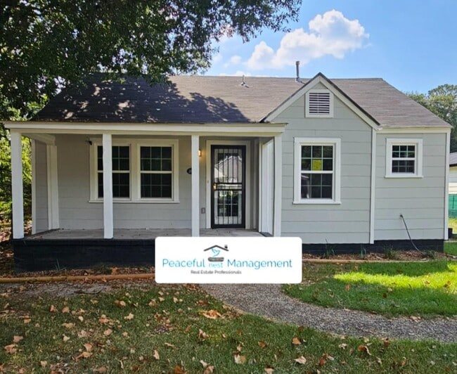 Building Photo - 2602 Garden Dr Rental