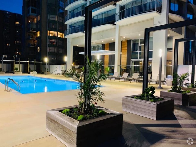 Night by the Pool - Prospect Tower Rental