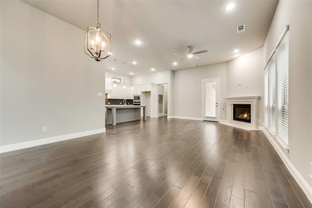 Photo - 17558 Bottlebrush Dr