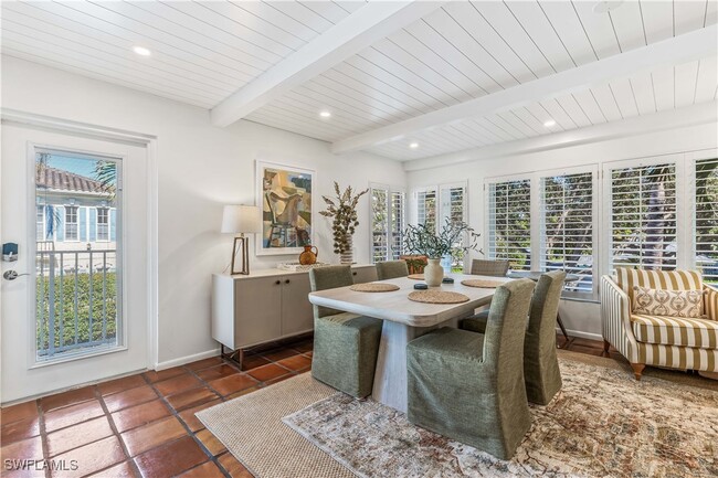 Photo - 282 4th St S Unidad 204