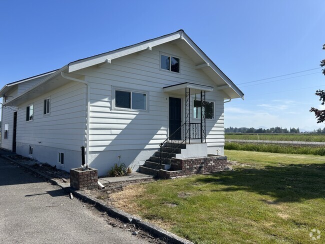 Building Photo - 112 H Street Rd Rental