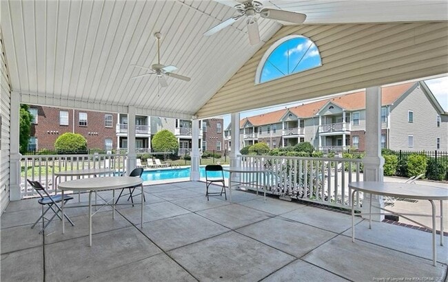 Photo - 382 Bubble Creek Ct