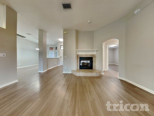 Photo - 5357 Whitecastle Ct