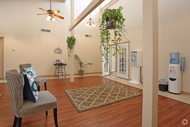 Clubhouse - Sierra Verde Apartments