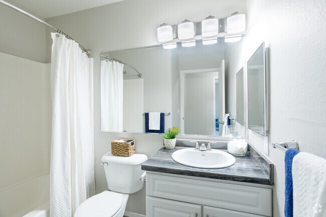 2HAB, 2BA - The Breslin, 1050 ft²