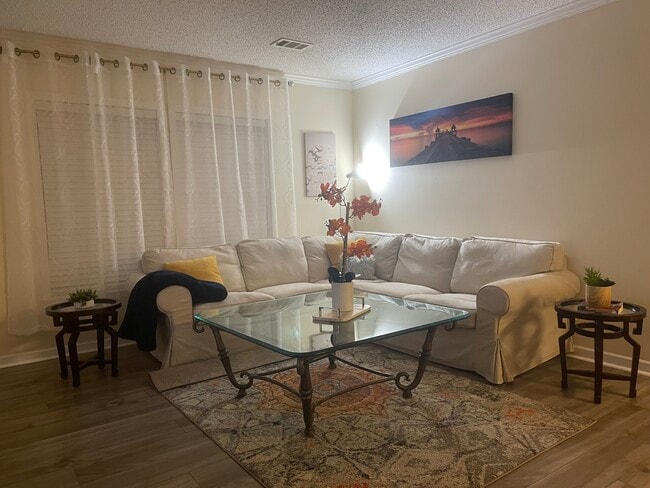 Photo - 4416 Dreux Ave