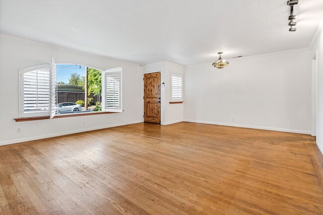 Photo - "Charming 3-Bed, 2-Bath Home in Heart of Sonoma Wine Country – Your Perfect Retreat Awaits!"