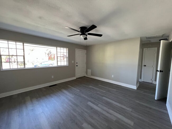 Photo - 4342 Nevada Ave