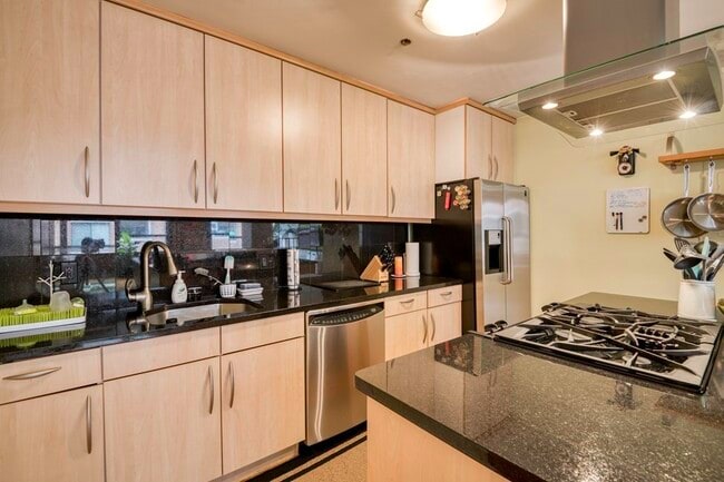 Photo - 121 Beach St Apartments Unit 602