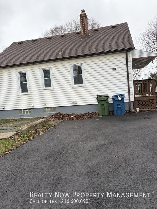 Photo - 6333 W 130th St