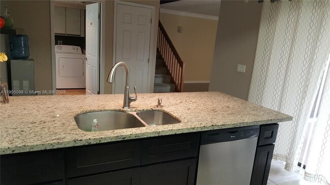 Photo - 8137 S Coral Cir