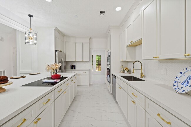 Photo - 1714 Plantation Dr