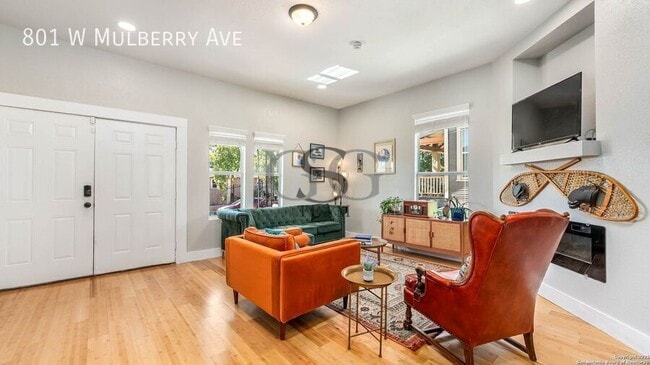 Photo - 801 W Mulberry Ave
