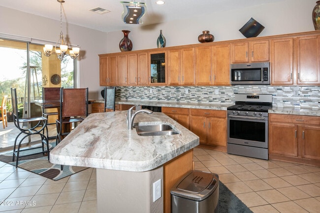Photo - 1537 W Spirit Dr