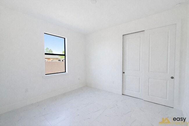 Photo - 1045 Jaguar Blvd