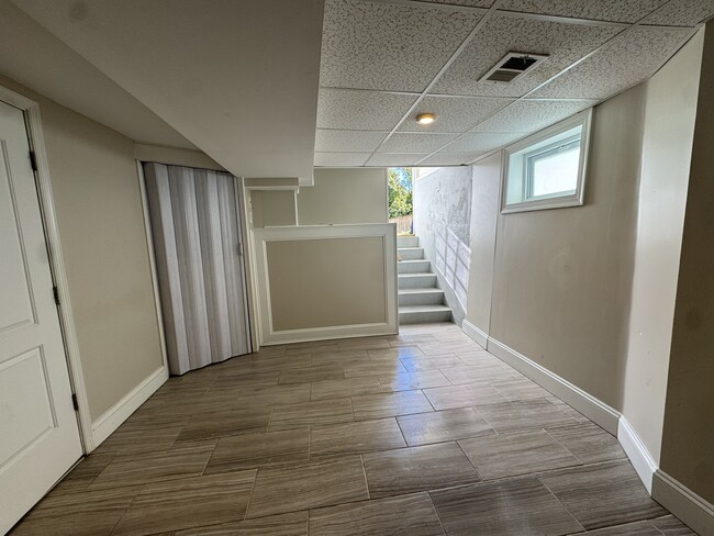 Photo - 628 Ingleside Ave Unit 1