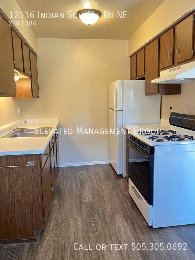 Photo - 12116 Indian School Rd NE