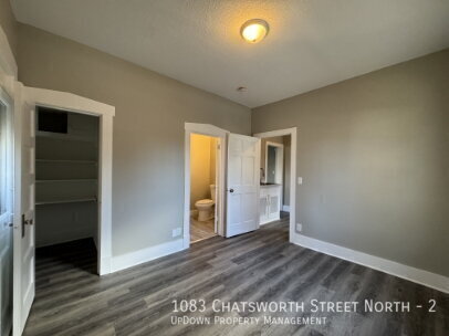 Photo - 1083 Chatsworth St N Unit 2